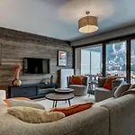 Apartment White Pearl *