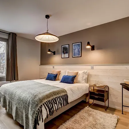 Apartment White Pearl *
