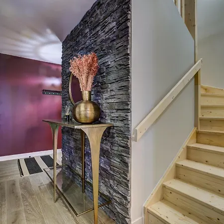 White Pearl アパート *