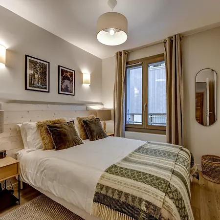 Apartment White Pearl *
