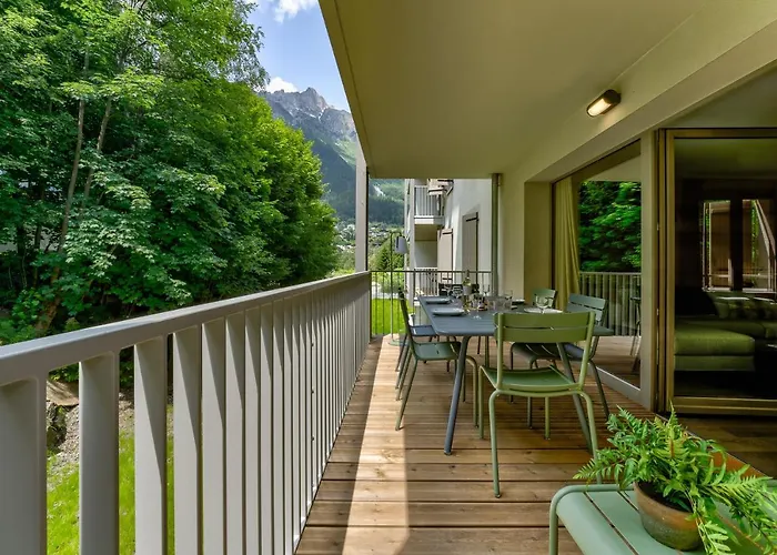 Apartment White Pearl