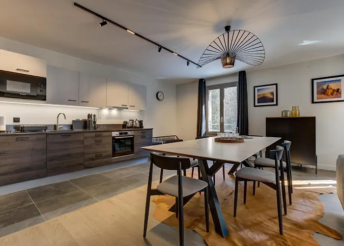 White Pearl Chamonix