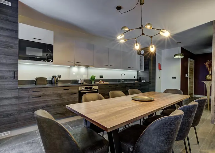 Apartment White Pearl *