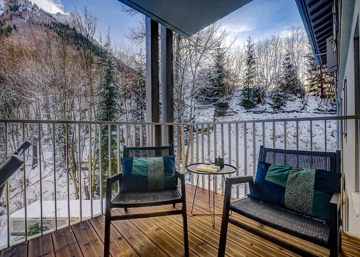 Apartment White Pearl *